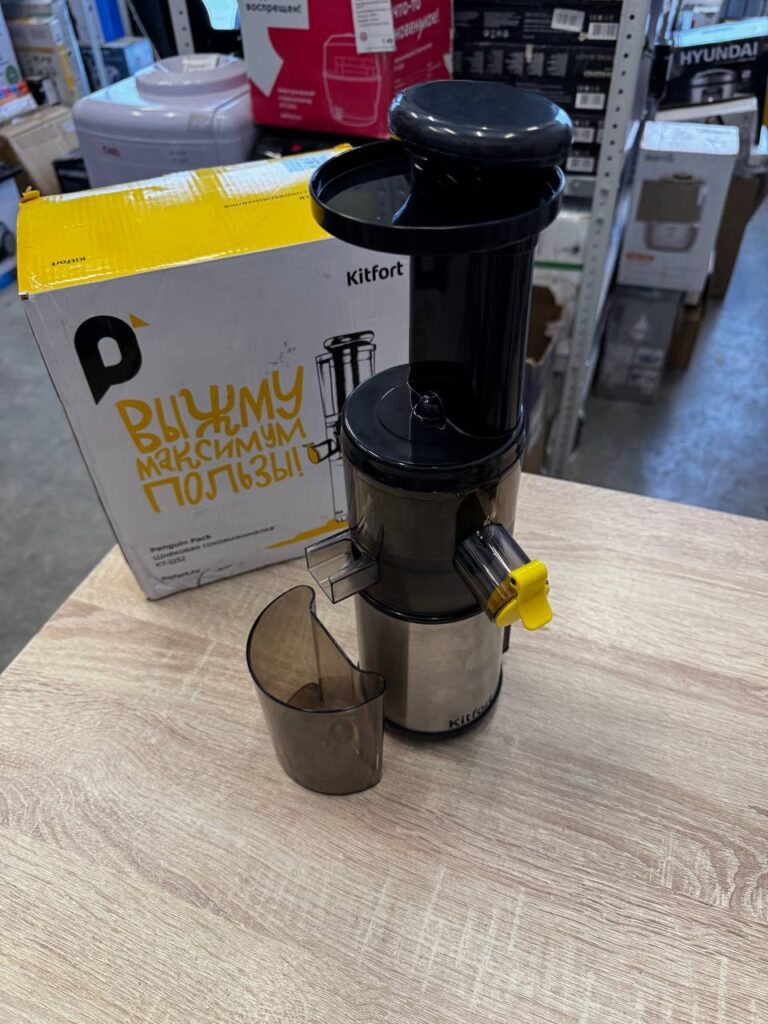 Шнековая соковыжималка Kitfort KT-1152