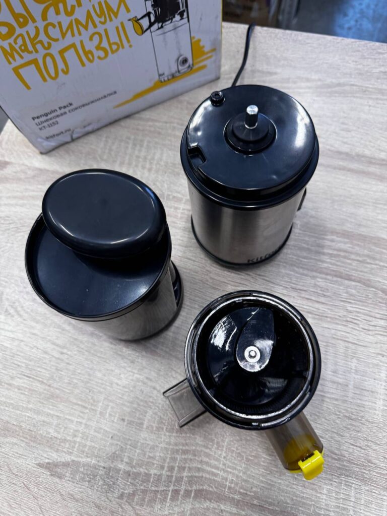 Шнековая соковыжималка Kitfort KT-1152