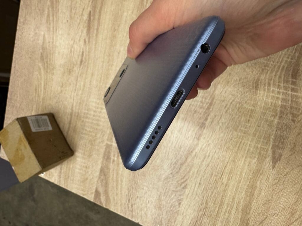 Смартфон Tecno Spark Go 2