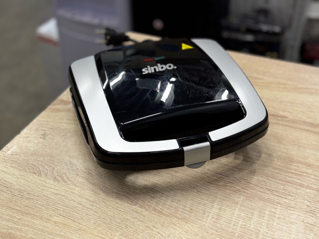 Сэндвичница Sinbo SSM 2549 BK