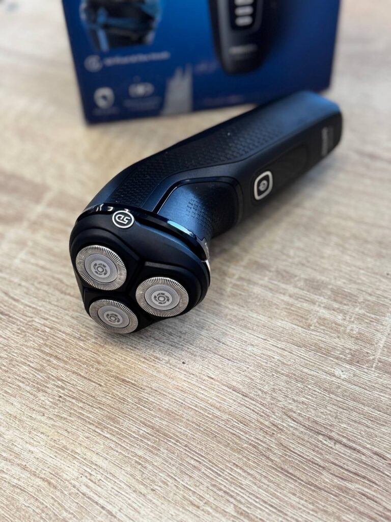 Электробритва Philips S3244/12