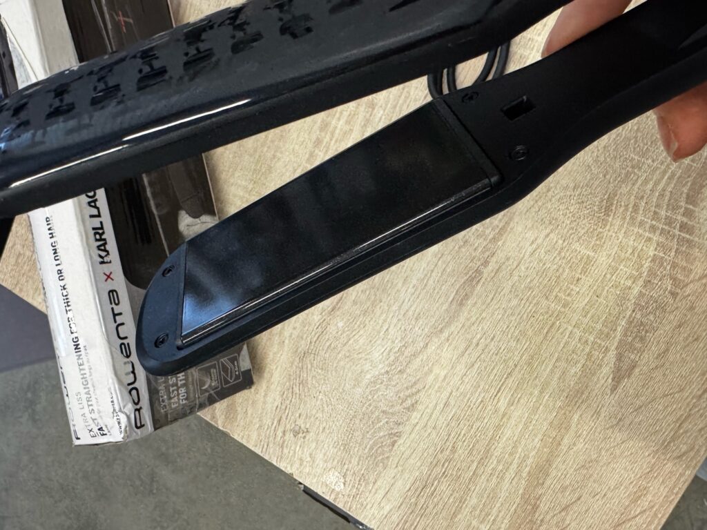 Выпрямитель для волос Rowenta x KARL LAGERFELD SF321LF0