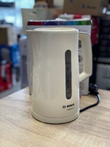 Чайник Bosch TWK3A017