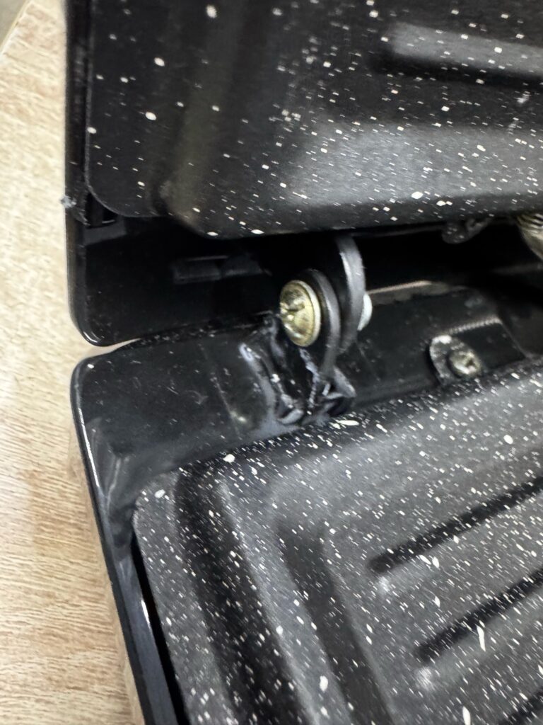 Сэндвичница Sinbo SSM 2549 BK