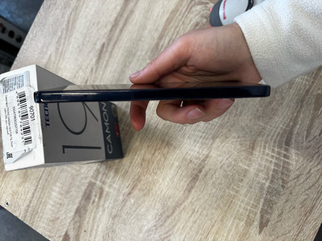Смартфон Tecno Camon 19 6/128Gb