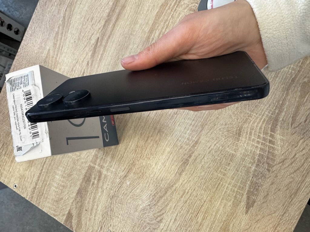 Смартфон Tecno Camon 19 6/128Gb