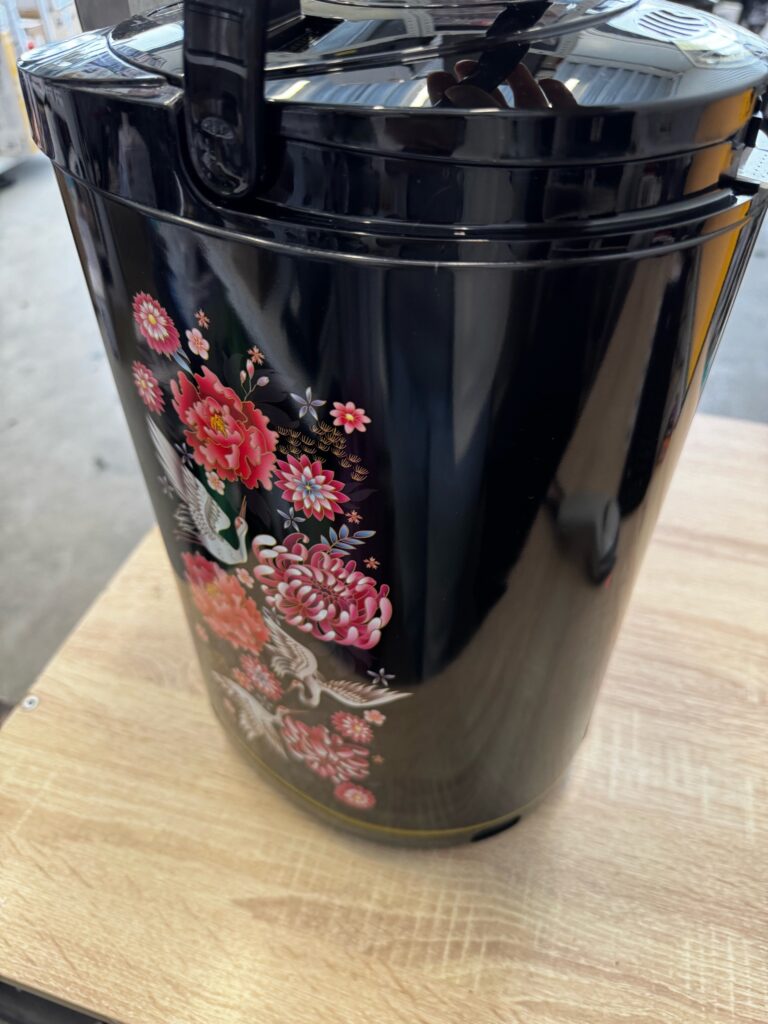 Термопот Starwind STP5403