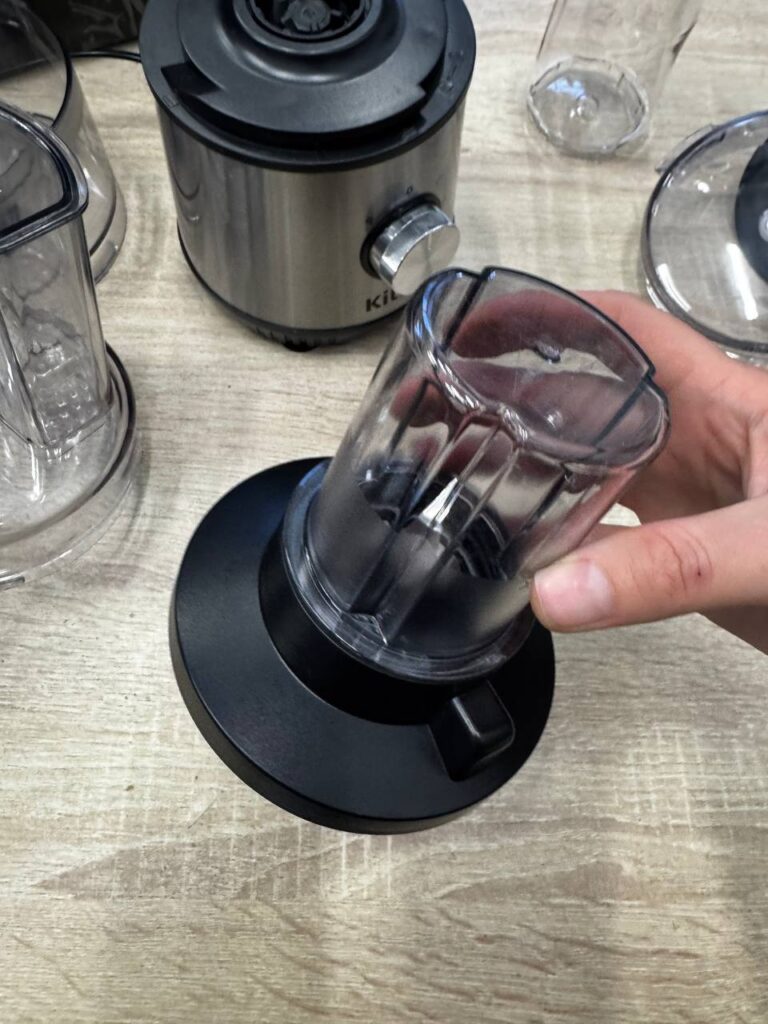 Кухонный комбайн Kitfort КТ-1386