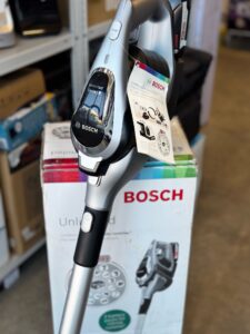 Пылесос ручной Bosch Unlimited Serie 8 BCS1ULTD