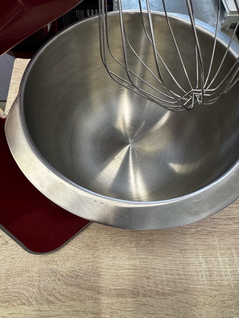 Кухонная машина Bosch CreationLine MUM58720