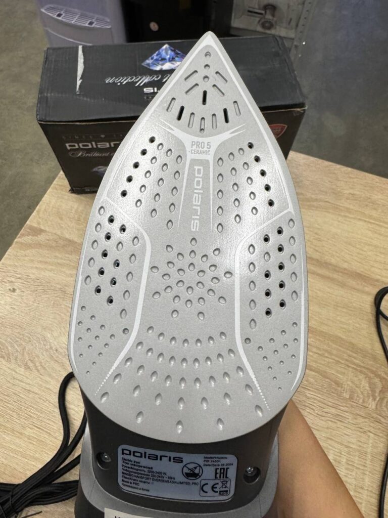 Утюг Polaris PIR 2430K