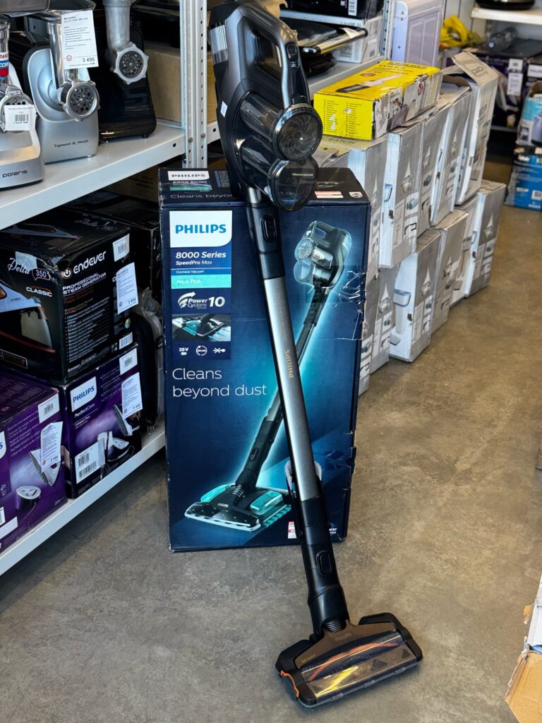 Пылесос ручной (handstick) Philips XC8347/01