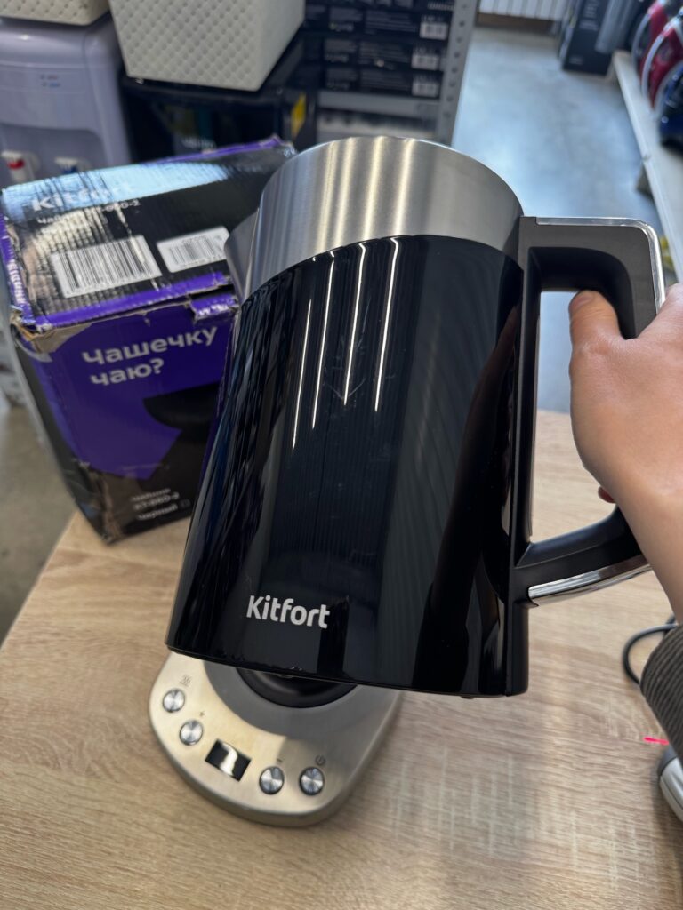 Чайник Kitfort КТ-660-2