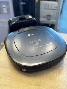 Робот-пылесос LG CordZero VR6690LVTM
