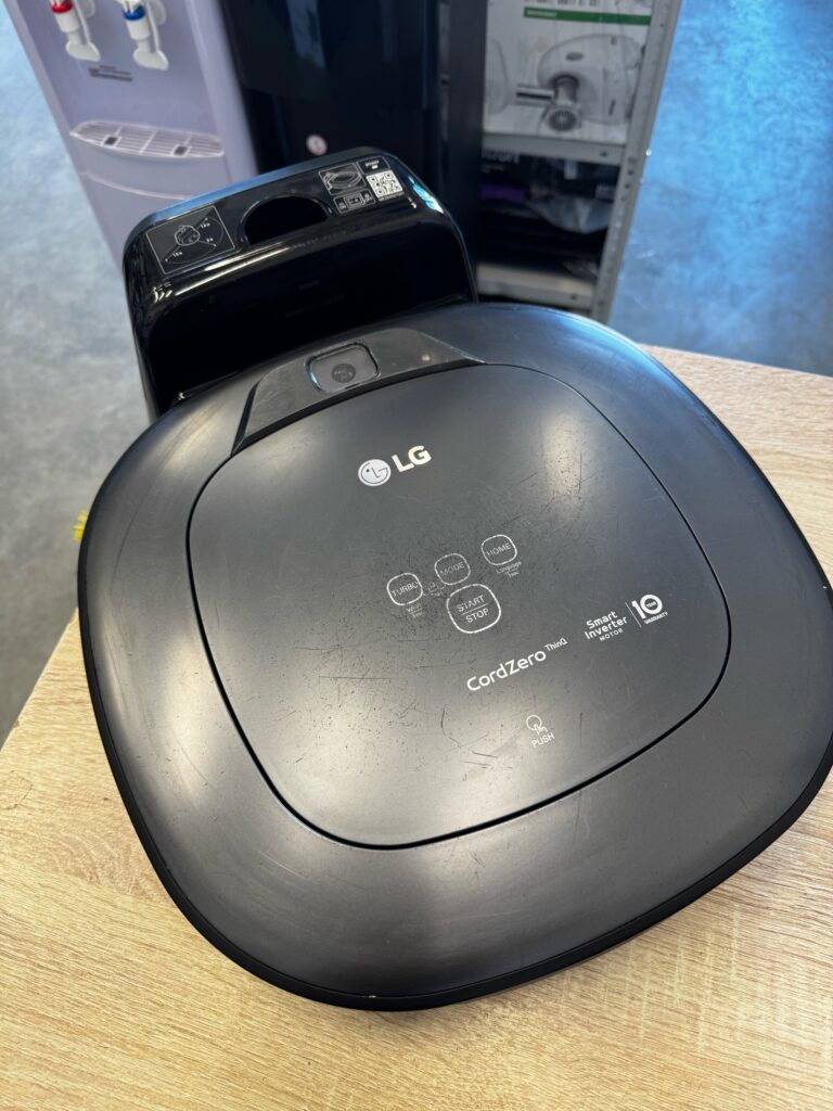 Робот-пылесос LG CordZero VR6690LVTM