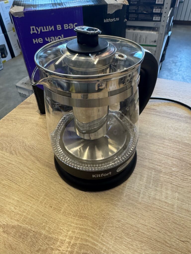Чайник Kitfort КТ-656