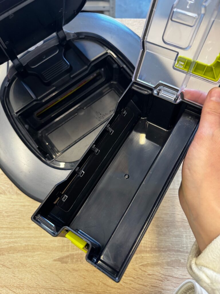 Робот-пылесос LG CordZero VR6690LVTM