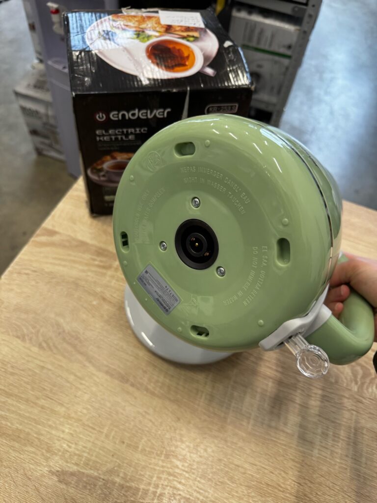 чайник Endever Skyline KR-253S