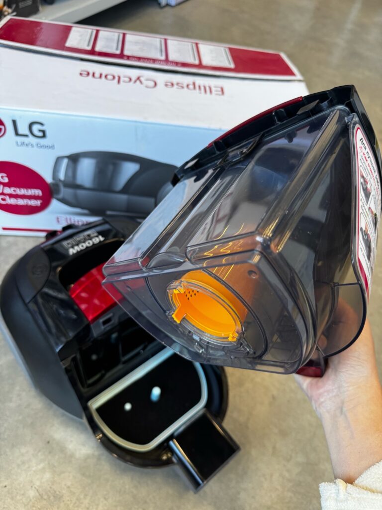 Пылесос LG VC5316NNDR