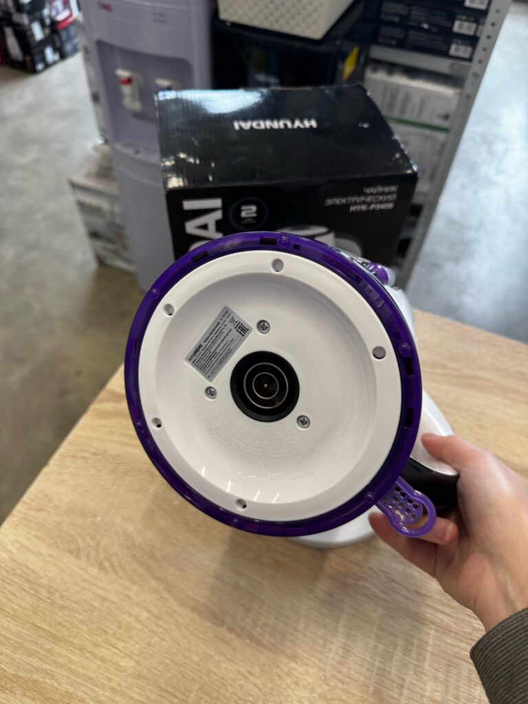 Чайник Hyundai HYK-P3405