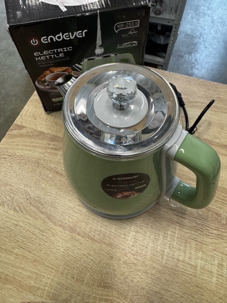 чайник Endever Skyline KR-253S