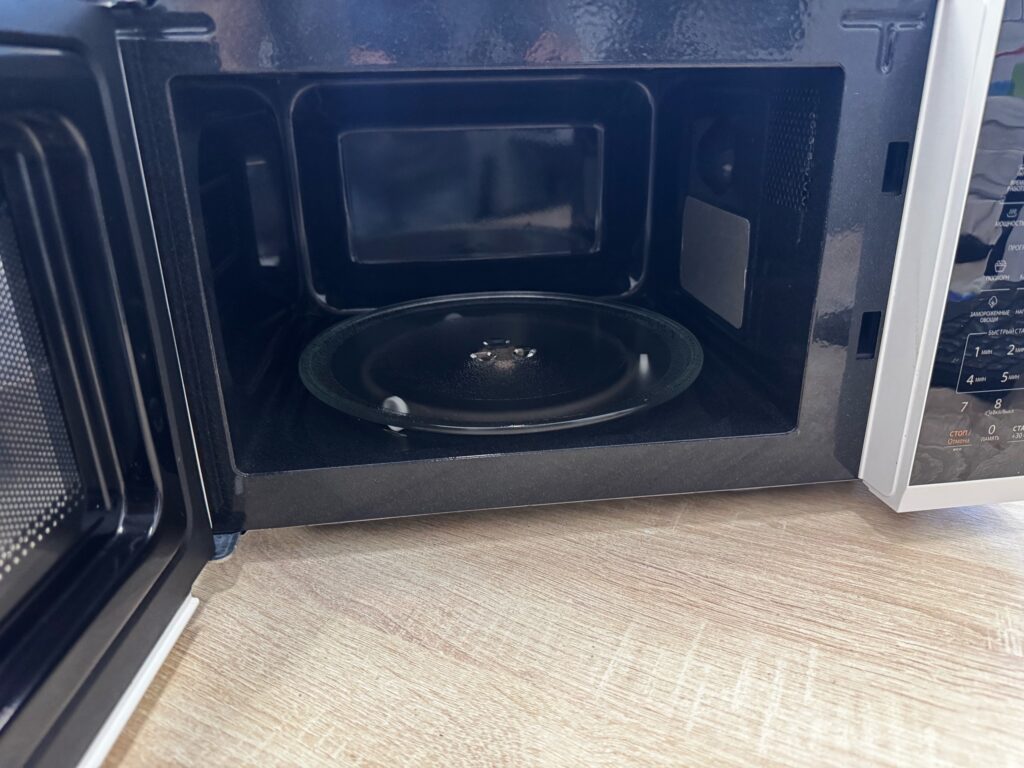 Микроволновая печь Toshiba MW3-EM21PE