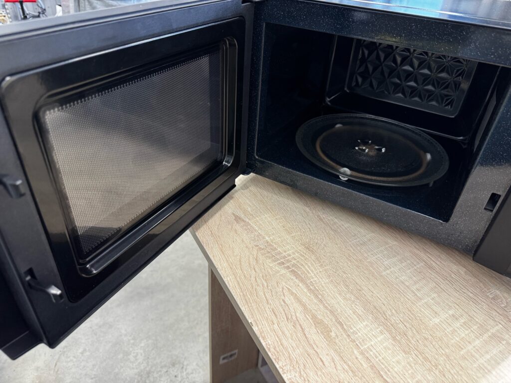 Микроволновая печь соло Toshiba MV-AM21T(BK) 4