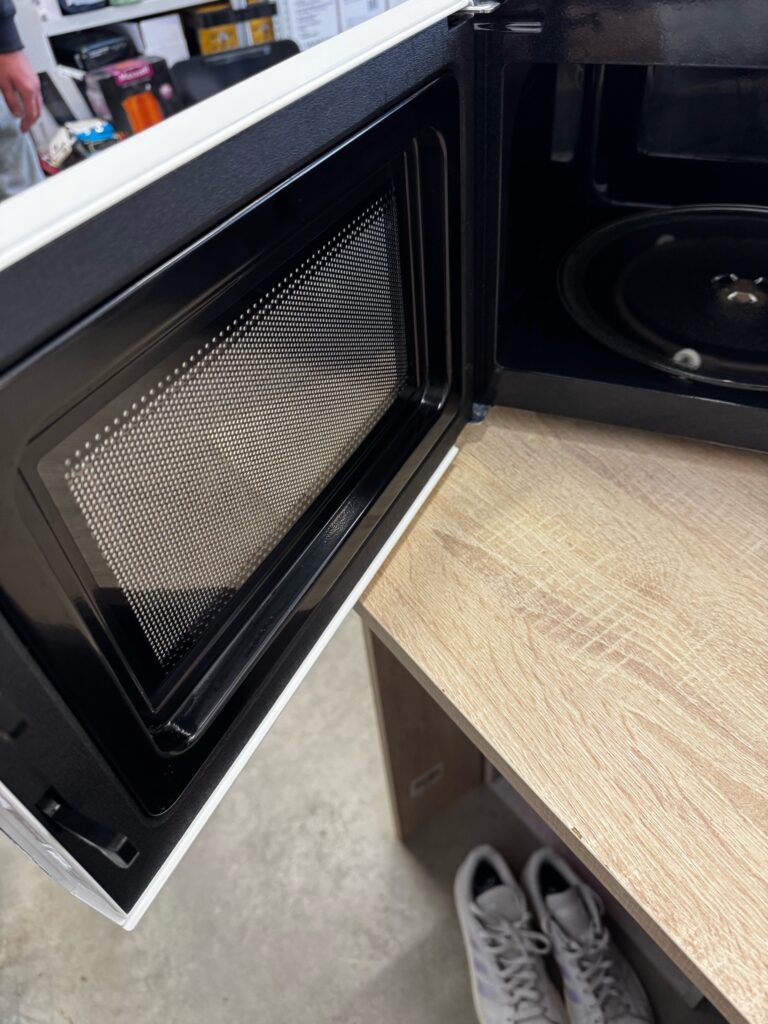 Микроволновая печь Toshiba MW3-EM21PE 3