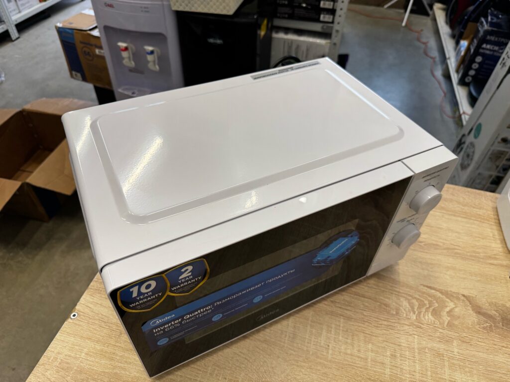 Микроволновая печь Midea MM719M2Z-W