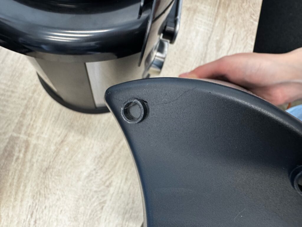 Соковыжималка центробежная Artel ART-JM-630K