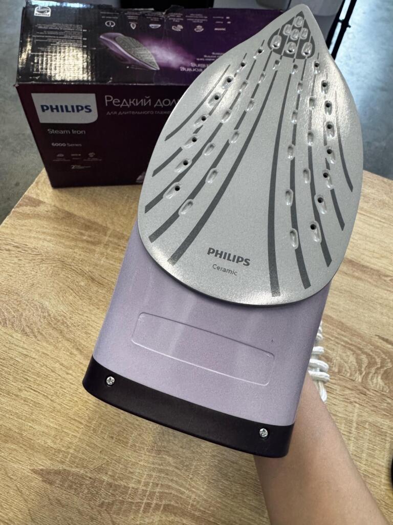 Утюг Philips DST6009/30