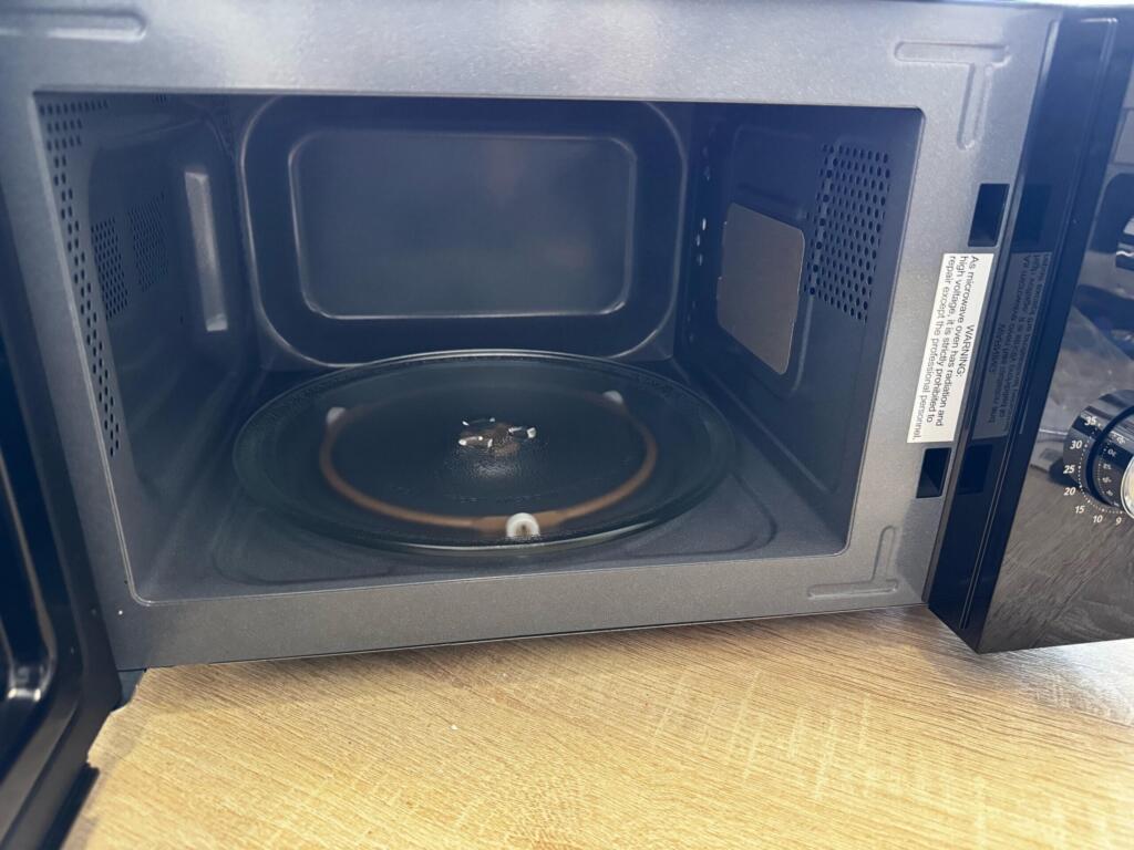 Микроволновая печь соло Gorenje MO17E1BH