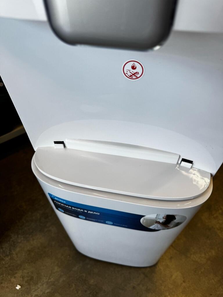 Кулер для воды Midea YD1662S