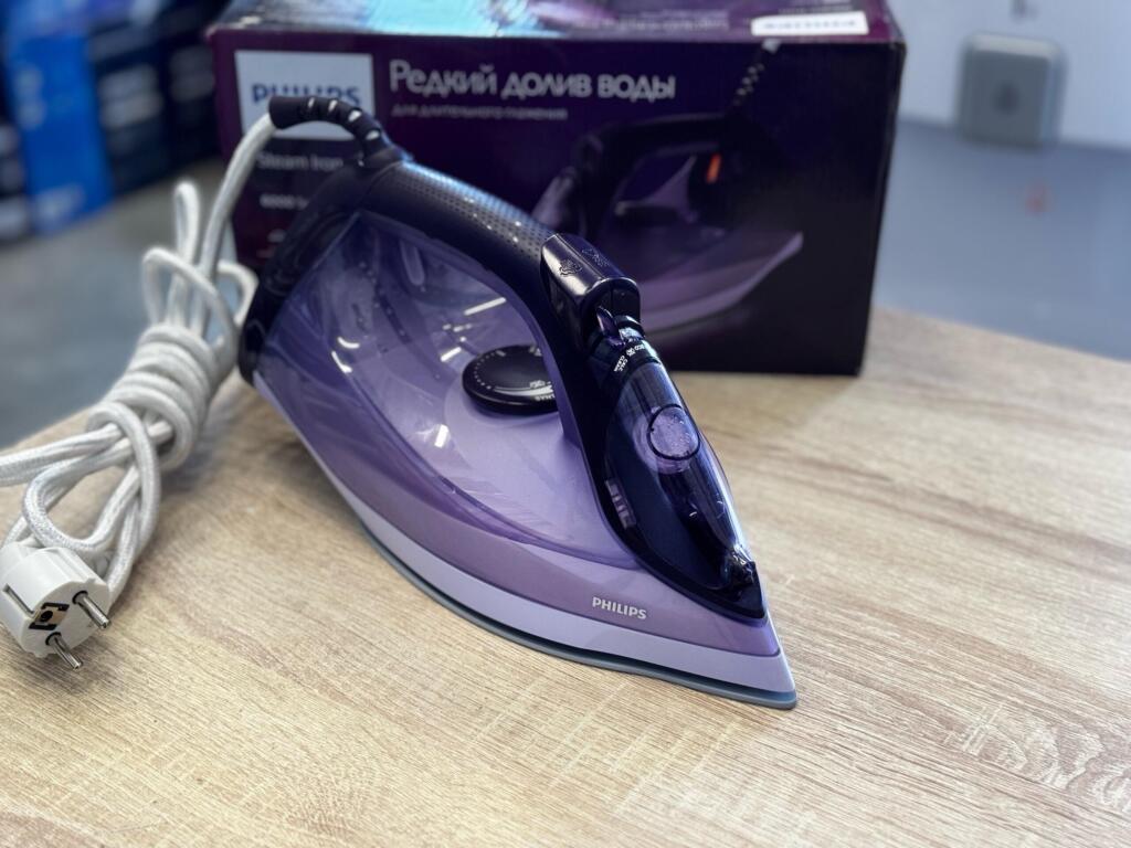 Утюг Philips DST6009/30
